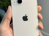 Apple iPhone 13