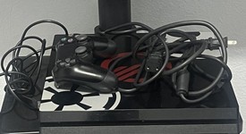 Good
													PlayStation 4 Pro - Black, 1 TB, Battlefront 2, photo 5 of 15