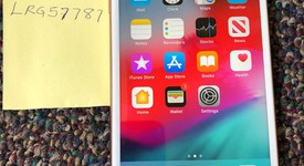 Good
													Apple iPhone 8 Plus - Metro by T-Mobile, Gold, 64 GB, A1864, photo 1 of 6
