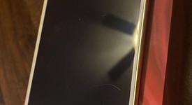 Fair
													Moto Z2 Play - Verizon, Gold, 32 GB, 3 GB, photo 3 of 6