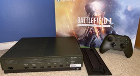 Good
													Xbox One S (2016) - Gray, 1 TB, Battlefield 1, photo 2 of 5