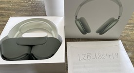 Used
													Apple AirPods Max - Green, photo 2 of 10