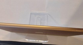 Mint
													Apple iPad 6th Gen - Wi-Fi, Gold, 32 GB, A1893, photo 3 of 6