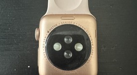 Good
													Apple Watch Series 3 38mm - Gold, A1858, Aluminum - GPS, photo 5 of 6