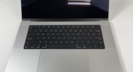 Good
													MacBook Pro 2021 - 16" - Apple M1 Max, Silver, 512 GB, 64 GB, photo 2 of 8