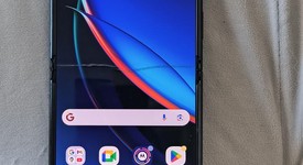 Good
													Motorola Razr Plus (2023) - Unlocked, Black, 256 GB, 8 GB, photo 2 of 9