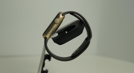 Good
													Apple Watch Series 1 42mm - Gold, 8 GB, A1803, photo 3 of 6