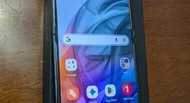 Mint
													Motorola Razr (2024) - Unlocked, Gray, 256 GB, 8 GB, photo 2 of 9