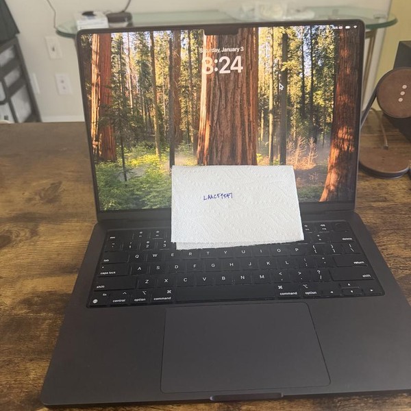 MacBook Pro 2024 - 14 inch - 2 TB, Space Black, 24 GB, Apple M4 Pro 14-core