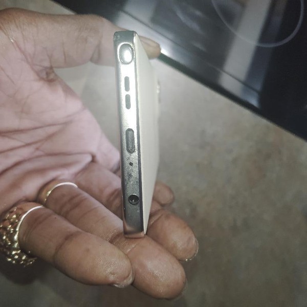 Moto G Stylus 5G (2024) - Unlocked, Tan, 128 GB, 8 GB