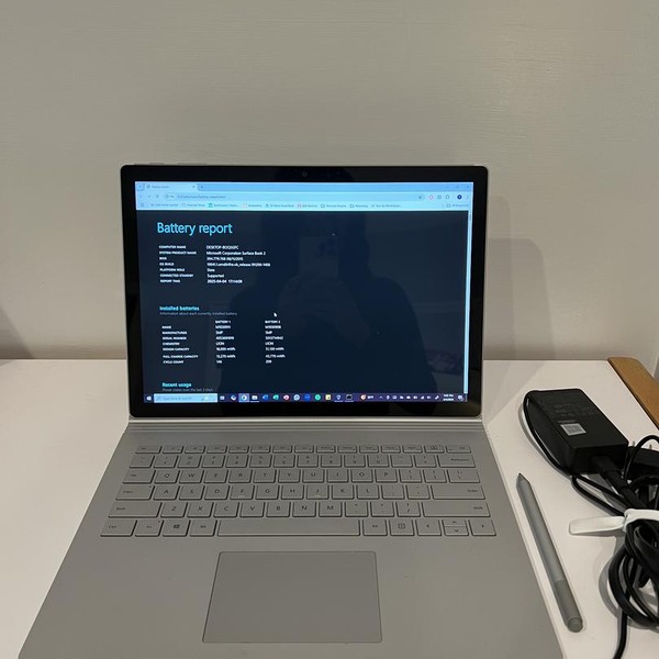 Microsoft Surface Book 2 13.5 inch - 256 GB, 8 GB, Intel Core i5