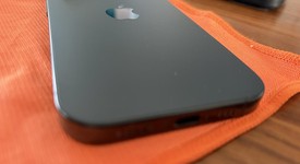 Good
													Apple iPhone 16 Pro - Unlocked, Black, 256 GB, A3083, photo 5 of 13