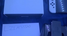 Good
													Nintendo Switch - OLED - White, 64 GB, photo 1 of 6