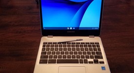 Good
													Samsung Chromebook Plus - Silver, 32 GB, 4 GB, v1, photo 1 of 5