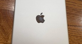 Fair
													Apple iPad 6th Gen - Wi-Fi, Silver, 128 GB, A1893, photo 1 of 5