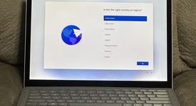 Good
													Microsoft Surface Laptop 3 - I5, Platinum, 256 GB, 8 GB, 13.5", photo 1 of 10