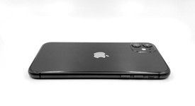 Fair
													Apple iPhone 11 - AT&T, Black, 64 GB, A2111, photo 4 of 14