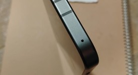 Good
													Google Pixel 9a - Verizon, Obsidian, 128 GB, 8 GB, photo 5 of 7