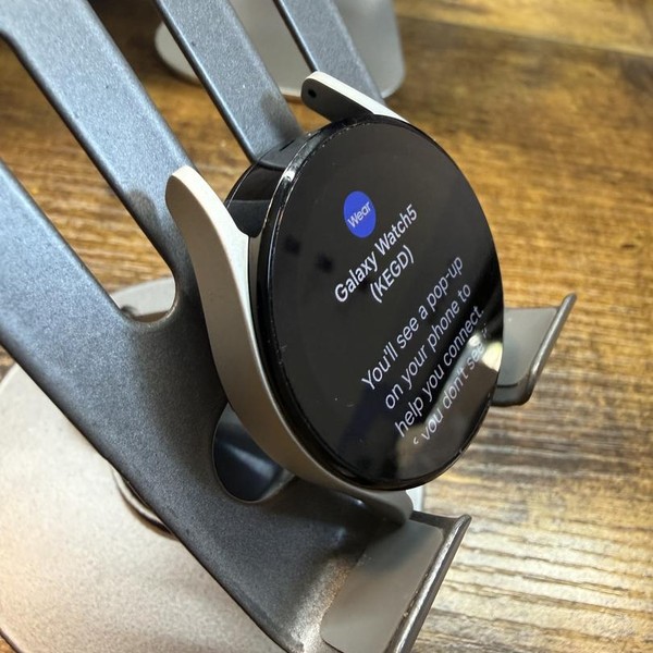 Samsung Galaxy Watch5 - Wi-Fi, Silver, 40mm