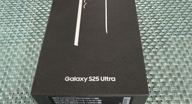 New
													Samsung Galaxy S25 Ultra - Unlocked, Black, 512 GB, 12 GB, SM-S938U1, photo 1 of 3