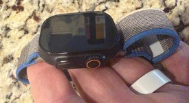 Good
													Apple Watch Ultra 2 49mm - Unlocked, Black, A2986, photo 3 of 4