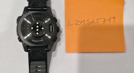 Good
													Garmin Fenix 8 - Carbon, AMOLED, photo 1 of 6