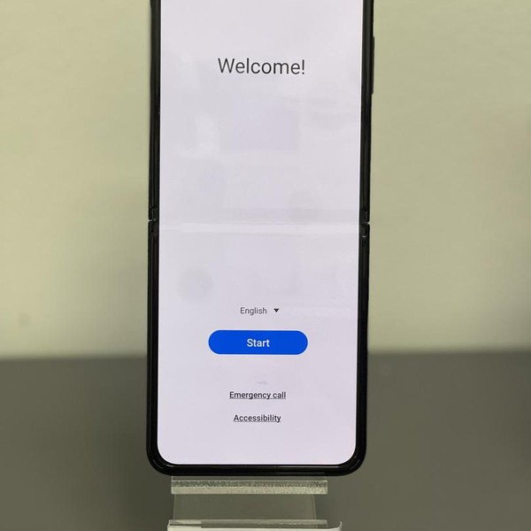 Samsung Galaxy Z Flip3 5G - Unlocked, Black, 256 GB, 8 GB, SM-F711U1