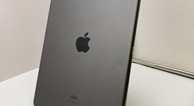 Good
													Apple iPad 9th Gen - Unlocked, Gray, 64 GB, A2603, photo 3 of 8