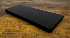Mint
													Sony Xperia 1 IV - Unlocked, Black, 256 GB, 12 GB, photo 3 of 5