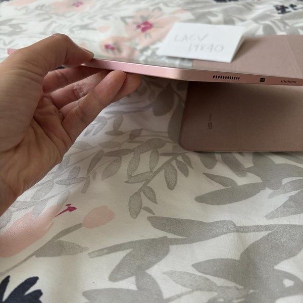 Apple iPad Air 4th Gen - Wi-Fi, 64 GB, Rose Gold, A2316