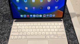 Good
													Apple iPad Pro 12.9" 5th Gen 2021 - Unlocked, Silver, 1 TB, photo 1 of 9