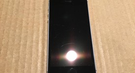 Fair
													Apple iPhone SE 1st Gen 2016 - AT&T, Grey, 16 GB, A1662, photo 2 of 9