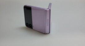 Fair
													Samsung Galaxy Z Flip3 5G - T-Mobile, Lavender, 128 GB, 8 GB, SM-F711U, photo 3 of 7