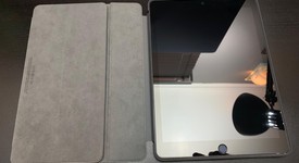 Mint
													Apple iPad Pro 9.7" - Unlocked, Gray, 32 GB, A1674, photo 3 of 10