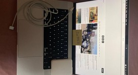 Good
													MacBook Pro Late 2023 (M3) - 16" - Apple M3 Max 16-core, Silver, 2 TB, 64 GB, 40-core GPU, photo 1 of 6