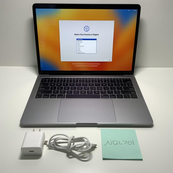 MacBook Pro 2017 (No Touch Bar) - 13 inch - 128 GB, 8 GB