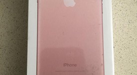 New
													Apple iPhone 7 - Xfinity, Rose Gold, 32 GB, A1660, photo 2 of 4