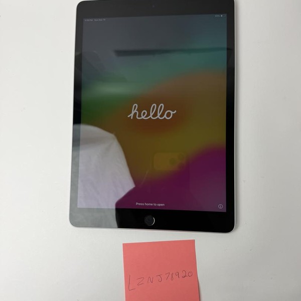 Apple iPad 9th Gen - Unlocked, 64 GB, Silver, A2603