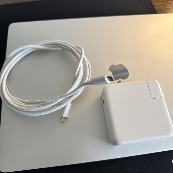 MacBook Pro 2019 - 16 inch - 512 GB, Silver, 16 GB, Intel Core i9