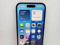 Apple iPhone 16