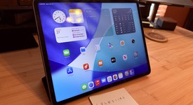 Good
													Apple iPad Pro 12.9" 6th Gen 2022 - Unlocked, Gray, 1 TB, photo 4 of 7