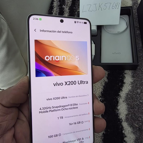 Vivo X200 Ultra - Unlocked Non-US, 1 TB, Silver, 16 GB