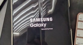 Mint
													Samsung Galaxy Z Fold5 - Unlocked, Icy Blue, 512 GB, 12 GB, SM-F946U1, photo 3 of 8