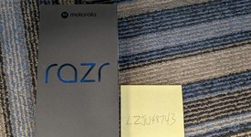 Mint
													Motorola Razr (2025) - Unlocked, Blue, 256 GB, 8 GB, photo 1 of 9