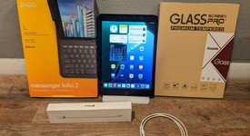 Good
													Apple iPad 9th Gen - Wi-Fi, Gray, 64 GB, A2602, photo 1 of 12