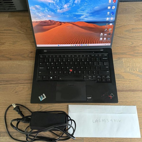 Lenovo ThinkPad X1 Carbon (Gen 10) - 512 GB, Black, 16 GB, Intel Core i7