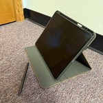 Mint Apple iPad Air 13 inch (M2) 2024 - Wi-Fi, 128 GB, Purple, A2898