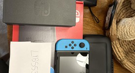 Mint
													Nintendo Switch - Red & Blue, 32 GB, photo 4 of 8