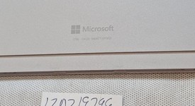 Good
													Microsoft Surface Pro 5 (2017) - Wi-Fi, Silver, 128 GB, 4 GB, photo 5 of 6