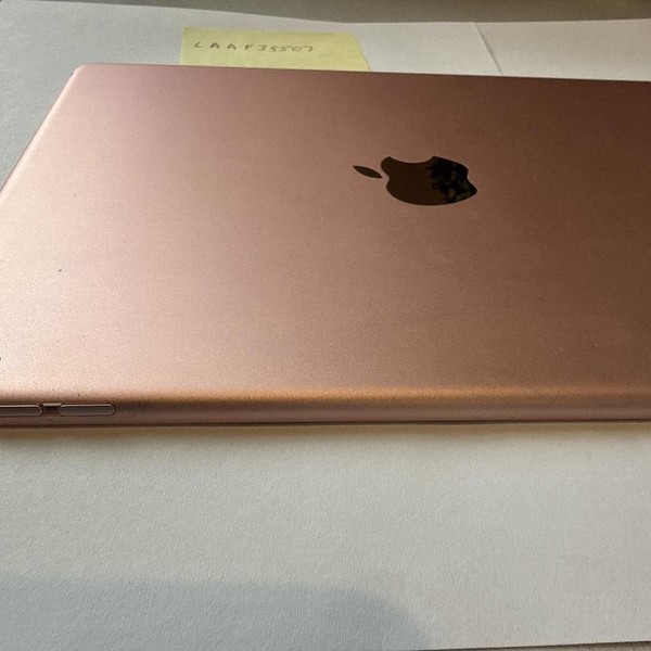 Apple iPad Pro 9.7 inch - Wi-Fi, 128 GB, Rose Gold, A1673